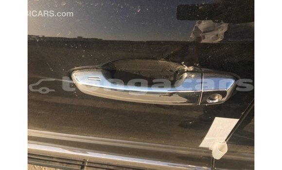 Acheter Import Voiture Toyota Land Cruiser Noir à Import - Dubai, Eua Acheter Import Voiture Toyota Land Cruiser Noir à Import - Dubai, Eua