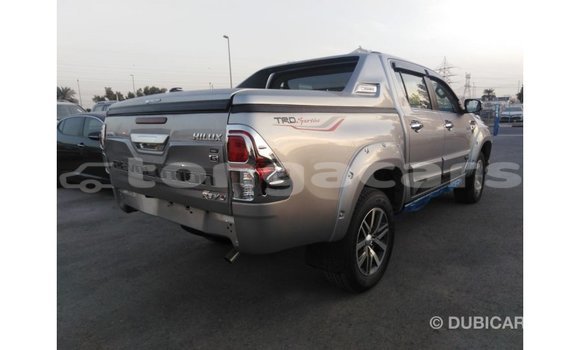 Acheter Import Voiture Toyota Hilux Autre à Import - Dubai, Eua Acheter Import Voiture Toyota Hilux Autre à Import - Dubai, Eua