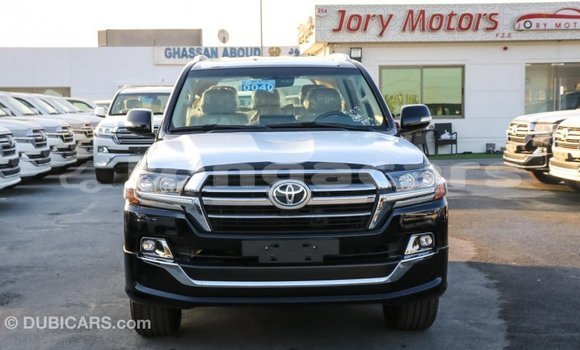 Acheter Import Voiture Toyota Land Cruiser Noir à Import - Dubai, Eua Acheter Import Voiture Toyota Land Cruiser Noir à Import - Dubai, Eua