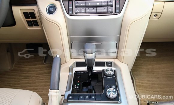 Acheter Import Voiture Toyota Land Cruiser Noir à Import - Dubai, Eua Acheter Import Voiture Toyota Land Cruiser Noir à Import - Dubai, Eua