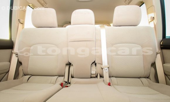 Acheter Import Voiture Toyota Land Cruiser Blanc à Import - Dubai, Eua Acheter Import Voiture Toyota Land Cruiser Blanc à Import - Dubai, Eua