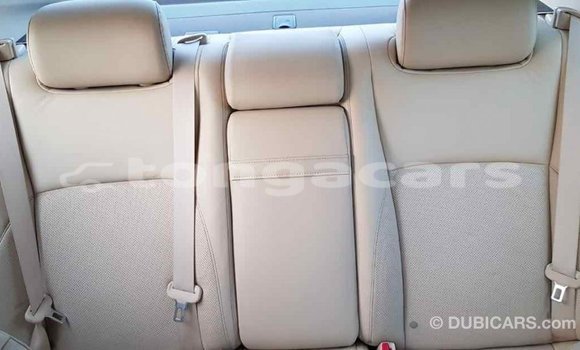Buy Import Lexus ES White Car in Import - Dubai in Eua Buy Import Lexus ES White Car in Import - Dubai in Eua