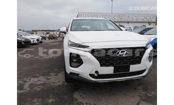 Acheter Import Voiture Hyundai Santa Fe Blanc à Import - Dubai, Eua Acheter Import Voiture Hyundai Santa Fe Blanc à Import - Dubai, Eua