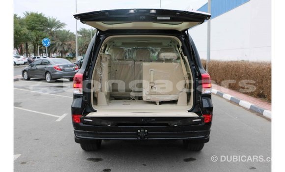 Acheter Import Voiture Toyota Land Cruiser Noir à Import - Dubai, Eua Acheter Import Voiture Toyota Land Cruiser Noir à Import - Dubai, Eua