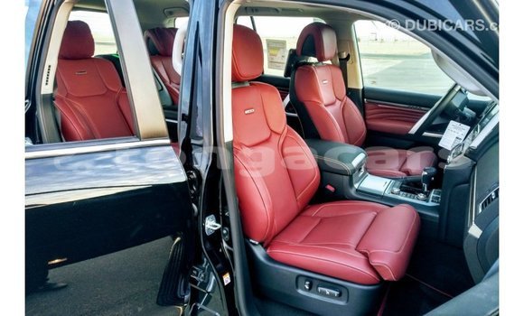 Acheter Import Voiture Toyota Land Cruiser Noir à Import - Dubai, Eua Acheter Import Voiture Toyota Land Cruiser Noir à Import - Dubai, Eua