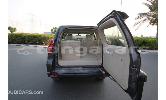 Acheter Import Voiture Toyota Prado Autre à Import - Dubai, Eua Acheter Import Voiture Toyota Prado Autre à Import - Dubai, Eua