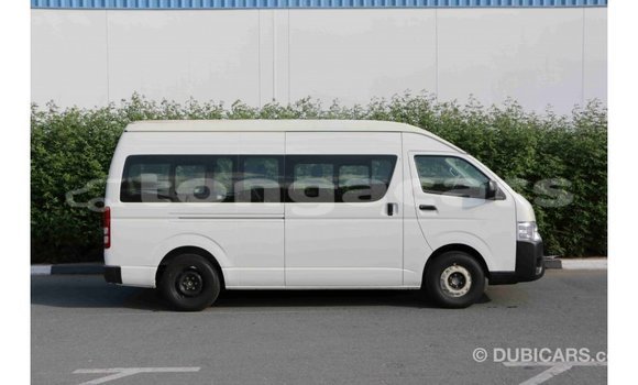 Acheter Import Voiture Toyota Hiace Blanc à Import - Dubai, Eua Acheter Import Voiture Toyota Hiace Blanc à Import - Dubai, Eua