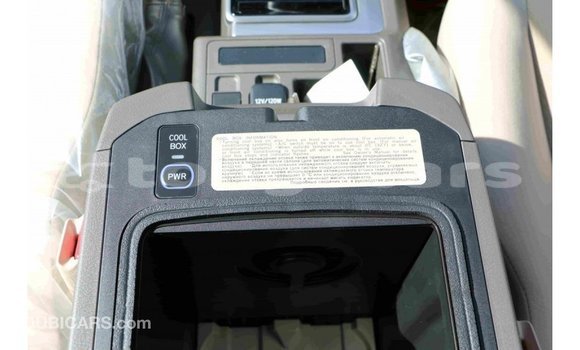 Acheter Import Voiture Toyota Prado Noir à Import - Dubai, Eua Acheter Import Voiture Toyota Prado Noir à Import - Dubai, Eua