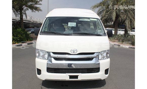 Acheter Import Voiture Toyota Hiace Blanc à Import - Dubai, Eua Acheter Import Voiture Toyota Hiace Blanc à Import - Dubai, Eua