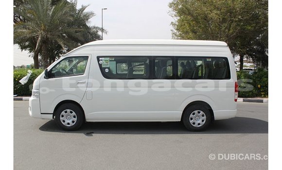 Acheter Import Voiture Toyota Hiace Blanc à Import - Dubai, Eua Acheter Import Voiture Toyota Hiace Blanc à Import - Dubai, Eua