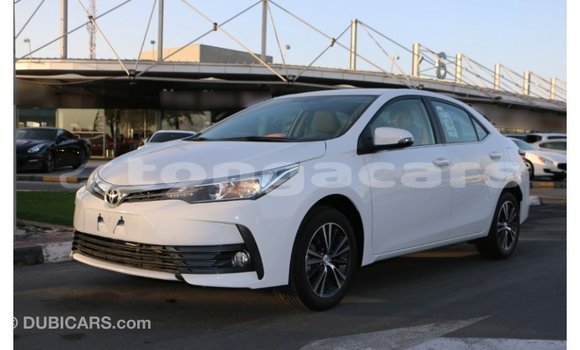Acheter Import Voiture Toyota Corolla Blanc à Import - Dubai, Eua Acheter Import Voiture Toyota Corolla Blanc à Import - Dubai, Eua