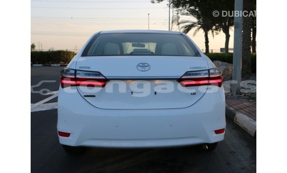 Acheter Import Voiture Toyota Corolla Blanc à Import - Dubai, Eua Acheter Import Voiture Toyota Corolla Blanc à Import - Dubai, Eua