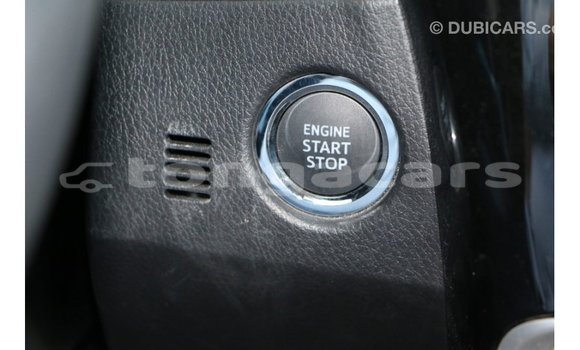 Acheter Import Voiture Toyota Corolla Blanc à Import - Dubai, Eua Acheter Import Voiture Toyota Corolla Blanc à Import - Dubai, Eua