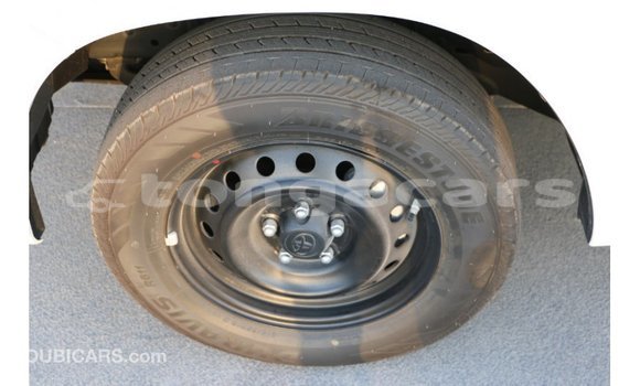 Acheter Import Voiture Toyota Hilux Blanc à Import - Dubai, Eua Acheter Import Voiture Toyota Hilux Blanc à Import - Dubai, Eua