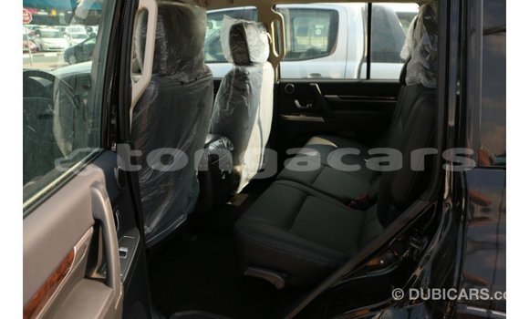 Acheter Import Voiture Mitsubishi Pajero Noir à Import - Dubai, Eua Acheter Import Voiture Mitsubishi Pajero Noir à Import - Dubai, Eua