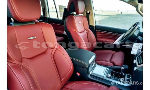 Buy Import Toyota Land Cruiser Black Car in Import - Dubai in Eua Buy Import Toyota Land Cruiser Black Car in Import - Dubai in Eua