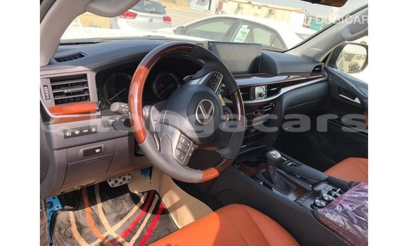 Buy Import Lexus LX White Car in Import - Dubai in Eua Buy Import Lexus LX White Car in Import - Dubai in Eua