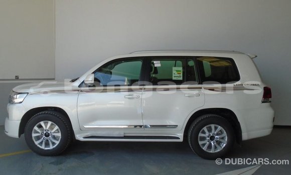 Buy Import Toyota Land Cruiser Other Car in Import - Dubai in Eua Buy Import Toyota Land Cruiser Other Car in Import - Dubai in Eua