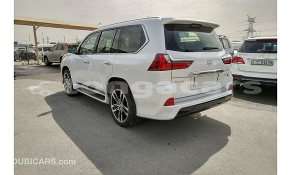 Buy Import Lexus LX White Car in Import - Dubai in Eua Buy Import Lexus LX White Car in Import - Dubai in Eua