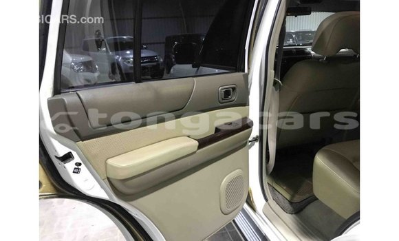 Acheter Import Voiture Nissan Patrol Blanc à Import - Dubai, Eua Acheter Import Voiture Nissan Patrol Blanc à Import - Dubai, Eua