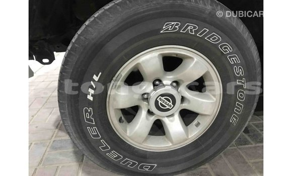 Acheter Import Voiture Nissan Patrol Blanc à Import - Dubai, Eua Acheter Import Voiture Nissan Patrol Blanc à Import - Dubai, Eua