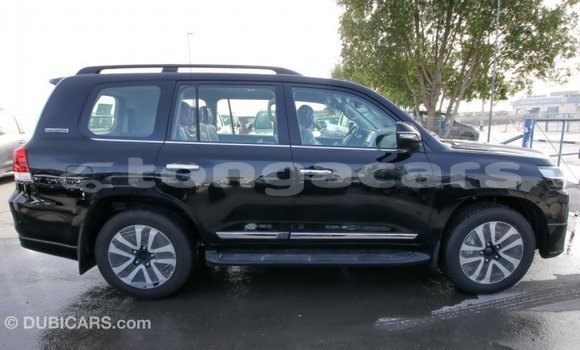 Acheter Import Voiture Toyota Land Cruiser Noir à Import - Dubai, Eua Acheter Import Voiture Toyota Land Cruiser Noir à Import - Dubai, Eua