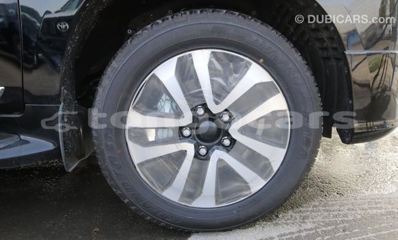Acheter Import Voiture Toyota Land Cruiser Noir à Import - Dubai, Eua Acheter Import Voiture Toyota Land Cruiser Noir à Import - Dubai, Eua
