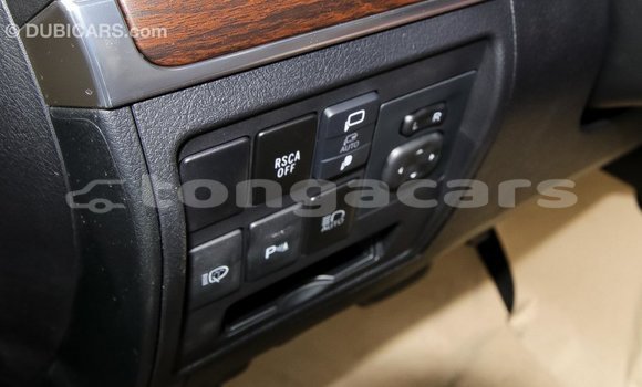 Acheter Import Voiture Toyota Land Cruiser Noir à Import - Dubai, Eua Acheter Import Voiture Toyota Land Cruiser Noir à Import - Dubai, Eua