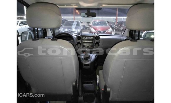 Acheter Import Voiture Peugeot Partner Blanc à Import - Dubai, Eua Acheter Import Voiture Peugeot Partner Blanc à Import - Dubai, Eua
