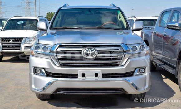 Acheter Import Voiture Toyota Land Cruiser Autre à Import - Dubai, Eua Acheter Import Voiture Toyota Land Cruiser Autre à Import - Dubai, Eua
