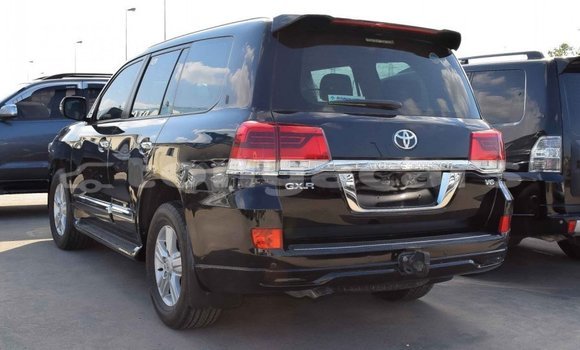 Acheter Import Voiture Toyota Land Cruiser Noir à Import - Dubai, Eua Acheter Import Voiture Toyota Land Cruiser Noir à Import - Dubai, Eua