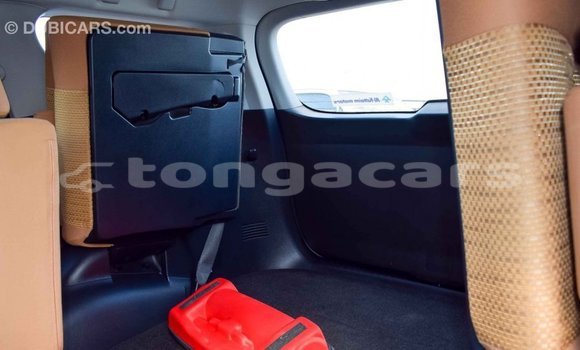 Acheter Import Voiture Toyota Fortuner Bleu à Import - Dubai, Eua Acheter Import Voiture Toyota Fortuner Bleu à Import - Dubai, Eua