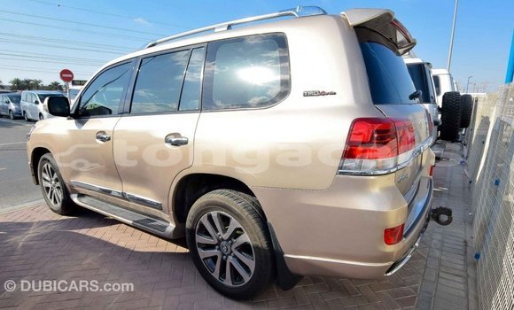 Acheter Import Voiture Toyota Land Cruiser Autre à Import - Dubai, Eua Acheter Import Voiture Toyota Land Cruiser Autre à Import - Dubai, Eua