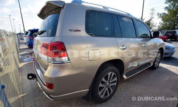 Acheter Import Voiture Toyota Land Cruiser Autre à Import - Dubai, Eua Acheter Import Voiture Toyota Land Cruiser Autre à Import - Dubai, Eua