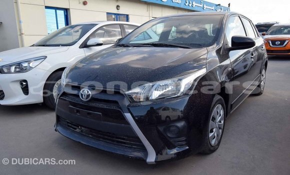 Acheter Import Voiture Toyota Yaris Noir à Import - Dubai, Eua Acheter Import Voiture Toyota Yaris Noir à Import - Dubai, Eua