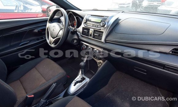 Acheter Import Voiture Toyota Yaris Noir à Import - Dubai, Eua Acheter Import Voiture Toyota Yaris Noir à Import - Dubai, Eua