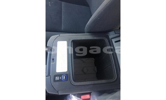 Acheter Import Voiture Toyota Prado Noir à Import - Dubai, Eua Acheter Import Voiture Toyota Prado Noir à Import - Dubai, Eua