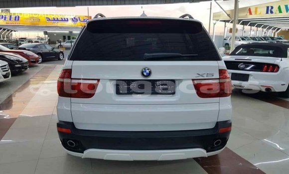 Acheter Import Voiture BMW X5 Blanc à Import - Dubai, Eua Acheter Import Voiture BMW X5 Blanc à Import - Dubai, Eua