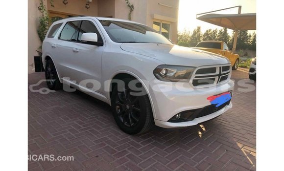 Acheter Import Voiture Dodge Durango Blanc à Import - Dubai, Eua Acheter Import Voiture Dodge Durango Blanc à Import - Dubai, Eua