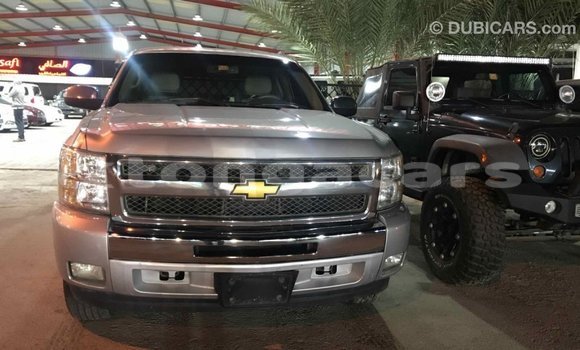 Acheter Import Voiture Chevrolet Silverado Autre à Import - Dubai, Eua Acheter Import Voiture Chevrolet Silverado Autre à Import - Dubai, Eua