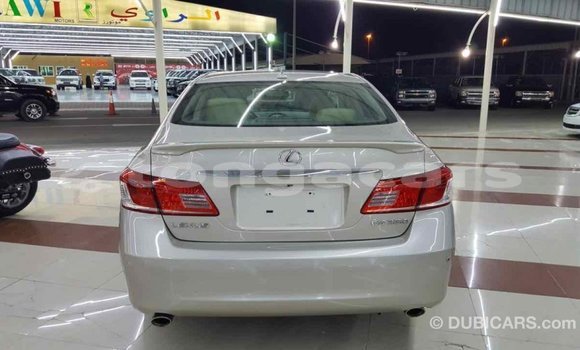 Acheter Import Voiture Lexus ES Autre à Import - Dubai, Eua Acheter Import Voiture Lexus ES Autre à Import - Dubai, Eua