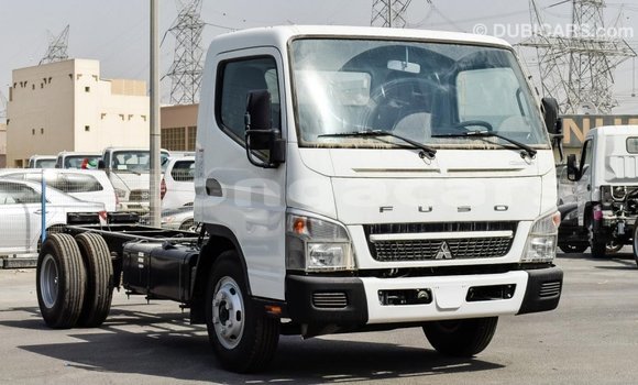 Acheter Import Voiture Mitsubishi Carisma Blanc à Import - Dubai, Eua Acheter Import Voiture Mitsubishi Carisma Blanc à Import - Dubai, Eua