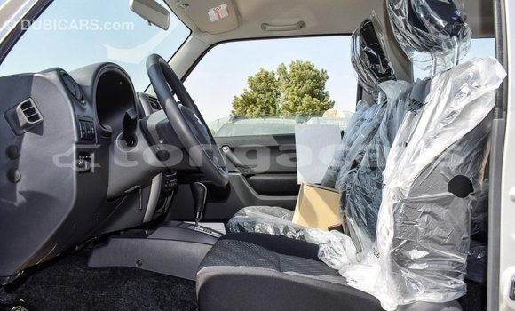 Acheter Import Voiture Suzuki Jimny Autre à Import - Dubai, Eua Acheter Import Voiture Suzuki Jimny Autre à Import - Dubai, Eua