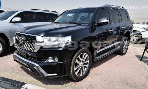 Acheter Import Voiture Toyota Land Cruiser Noir à Import - Dubai, Eua Acheter Import Voiture Toyota Land Cruiser Noir à Import - Dubai, Eua