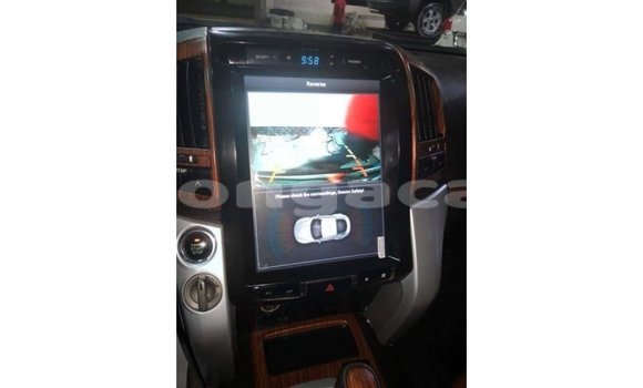 Acheter Import Voiture Toyota Land Cruiser Noir à Import - Dubai, Eua Acheter Import Voiture Toyota Land Cruiser Noir à Import - Dubai, Eua