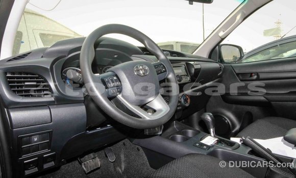 Acheter Import Voiture Toyota Hilux Autre à Import - Dubai, Eua Acheter Import Voiture Toyota Hilux Autre à Import - Dubai, Eua