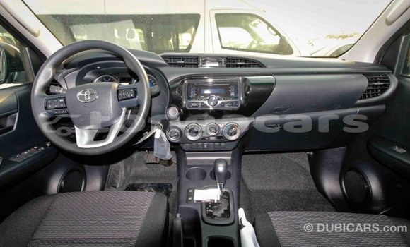Acheter Import Voiture Toyota Hilux Autre à Import - Dubai, Eua Acheter Import Voiture Toyota Hilux Autre à Import - Dubai, Eua