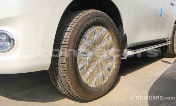 Acheter Import Voiture Nissan Patrol Blanc à Import - Dubai, Eua Acheter Import Voiture Nissan Patrol Blanc à Import - Dubai, Eua