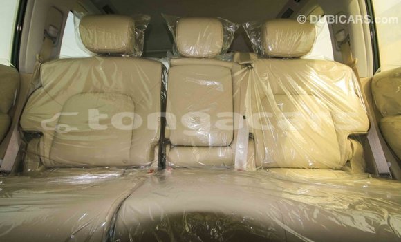 Acheter Import Voiture Nissan Patrol Noir à Import - Dubai, Eua Acheter Import Voiture Nissan Patrol Noir à Import - Dubai, Eua