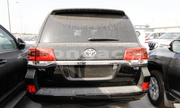 Acheter Import Voiture Toyota Land Cruiser Noir à Import - Dubai, Eua Acheter Import Voiture Toyota Land Cruiser Noir à Import - Dubai, Eua